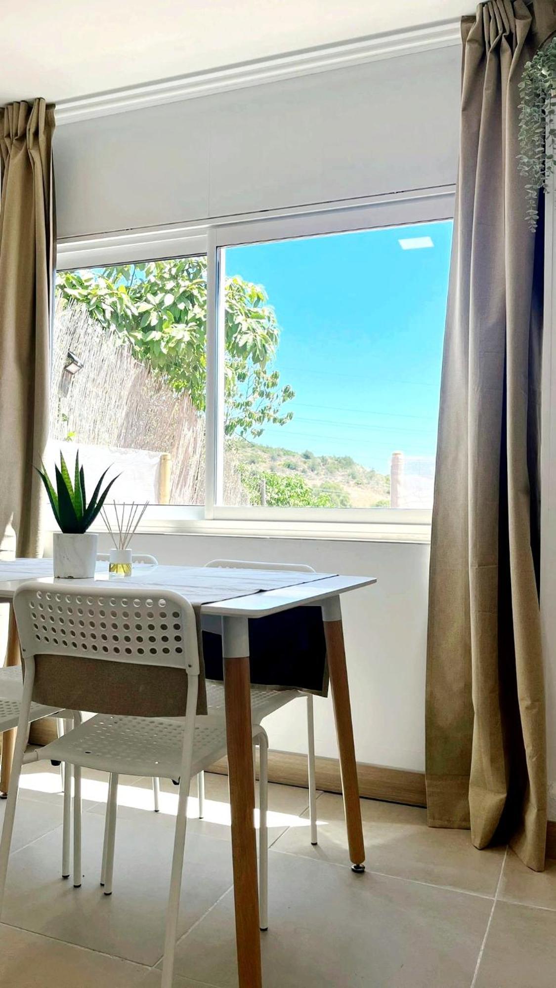 Apartamento Leyda En มาร์เบยา ภายนอก รูปภาพ