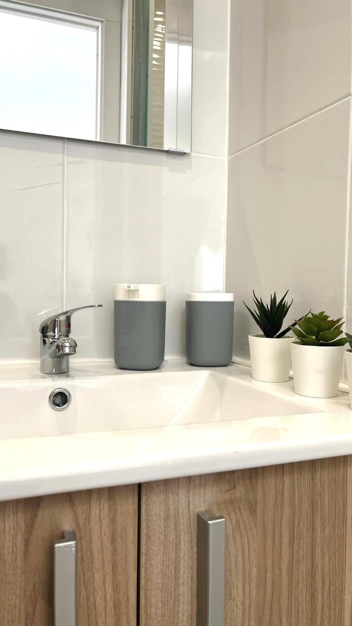 Apartamento Leyda En มาร์เบยา ภายนอก รูปภาพ